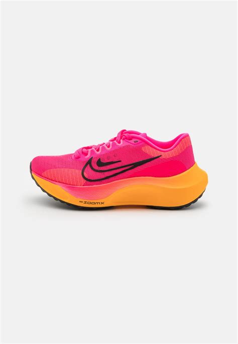 Nike Performance < online 